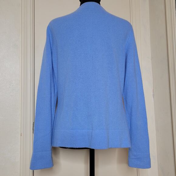 Investments Fine Cashmere Cornflower Blue Round Neck Full Button Cardigan✨️M - Picture 15 of 16
